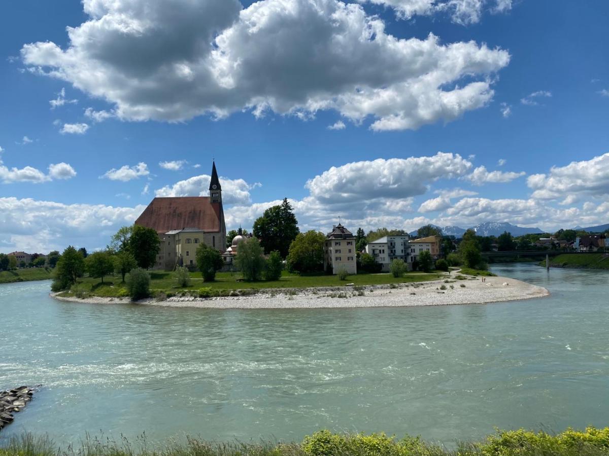 Ferienwohnung An Der Idyllischen Salzachschleife Naehe Salzburg Laufen Exteriér fotografie