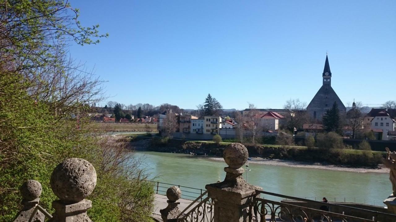 Ferienwohnung An Der Idyllischen Salzachschleife Naehe Salzburg Laufen Exteriér fotografie