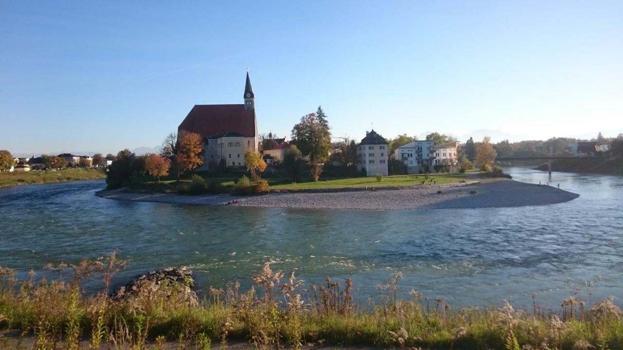 Ferienwohnung An Der Idyllischen Salzachschleife Naehe Salzburg Laufen Exteriér fotografie